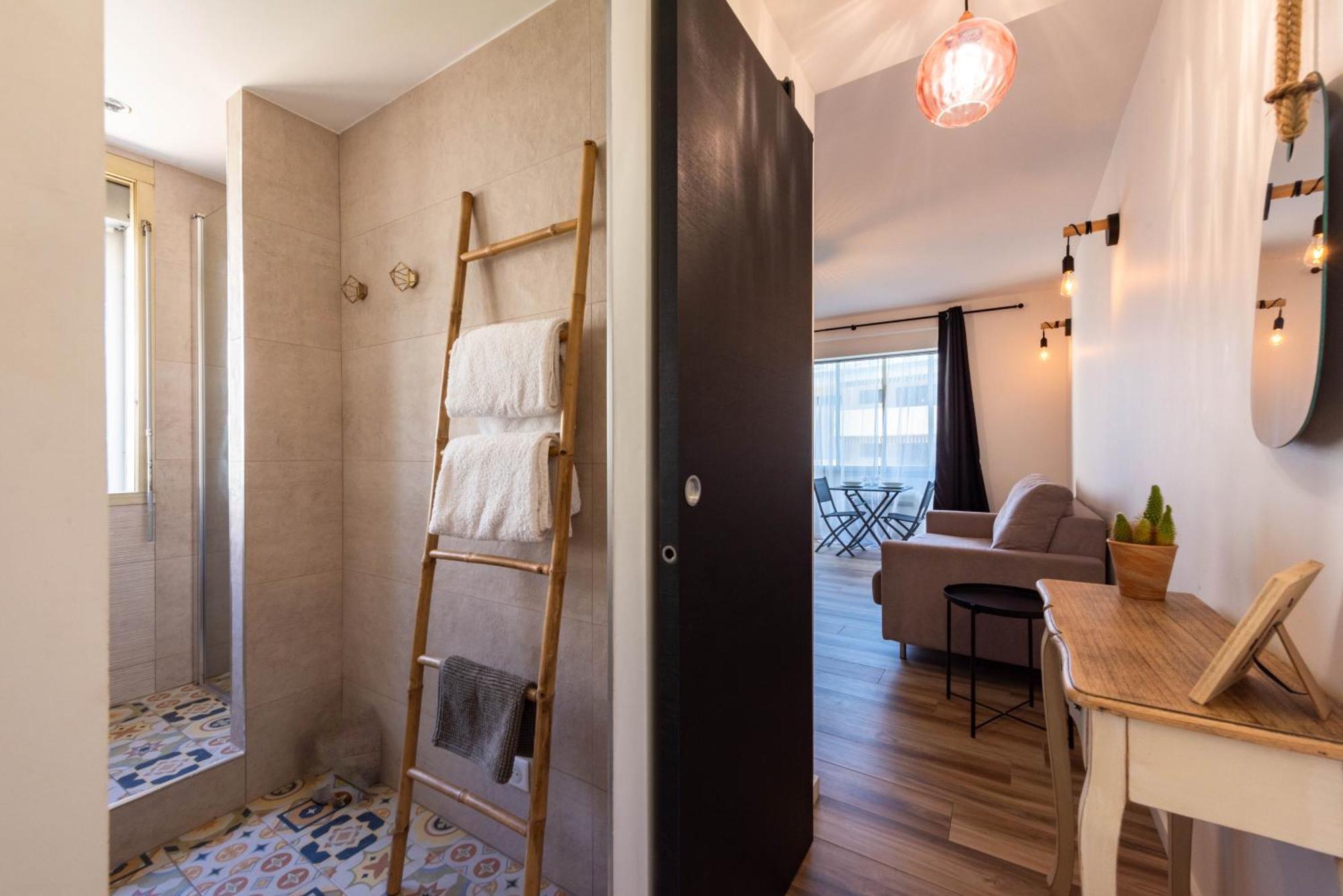 Appartement Bord De Mer 戛纳 外观 照片